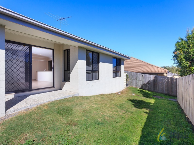 20 Oak Leaf St, Springfield Lakes QLD 4300