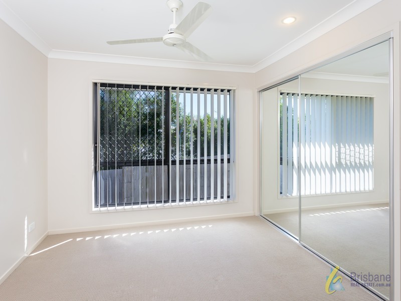 20 Oak Leaf St, Springfield Lakes QLD 4300