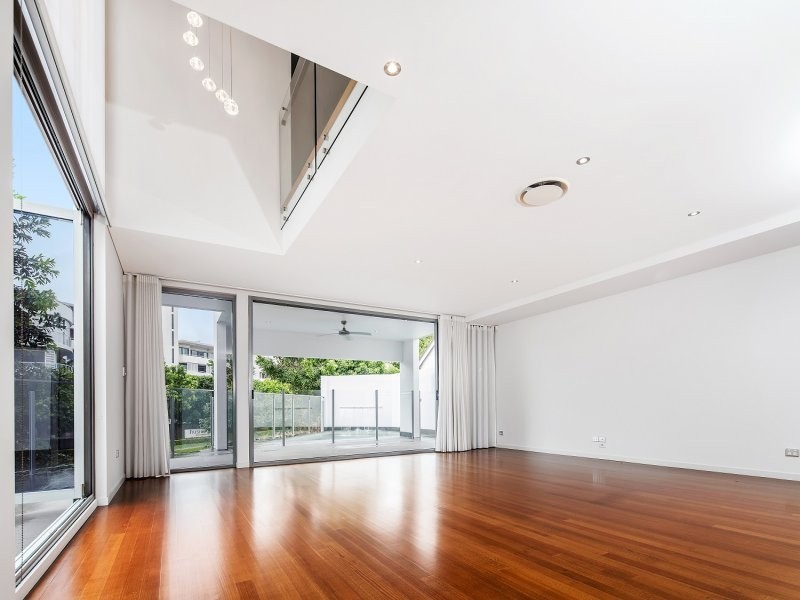 1/69 Kingsholme Street, Teneriffe QLD 4005