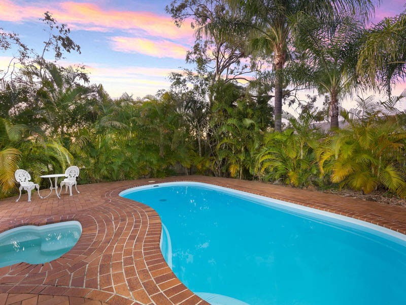 166 Pioneer Crescent, Bellbowrie QLD 4070