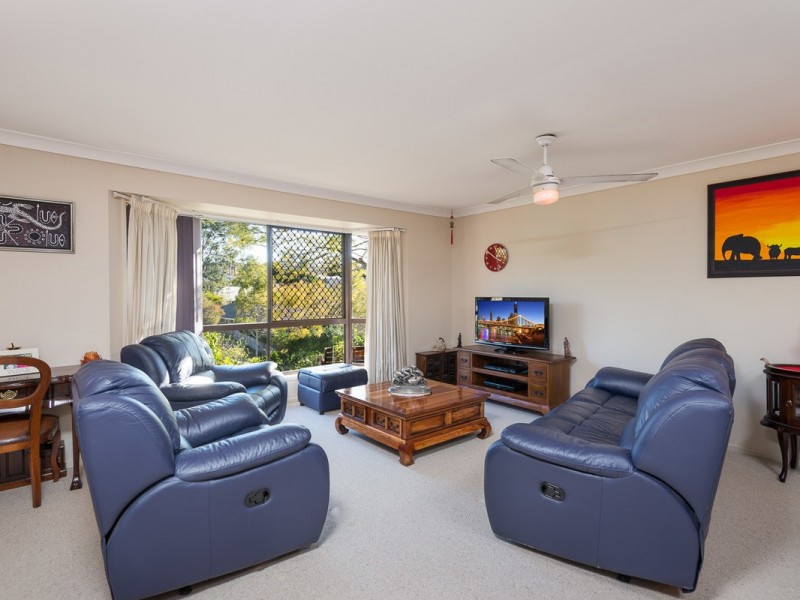 166 Pioneer Crescent, Bellbowrie QLD 4070
