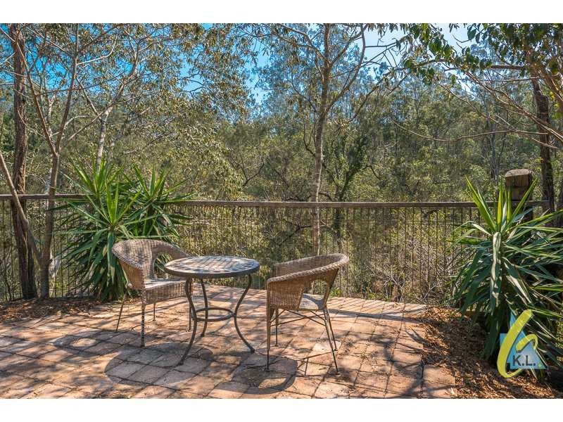 1212 Mt Crosby Rd, Mount Crosby QLD 4306