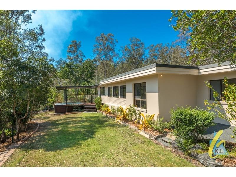 1212 Mt Crosby Rd, Mount Crosby QLD 4306