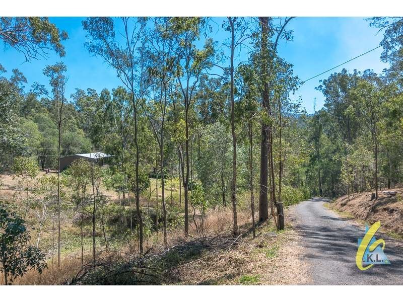 1212 Mt Crosby Rd, Mount Crosby QLD 4306