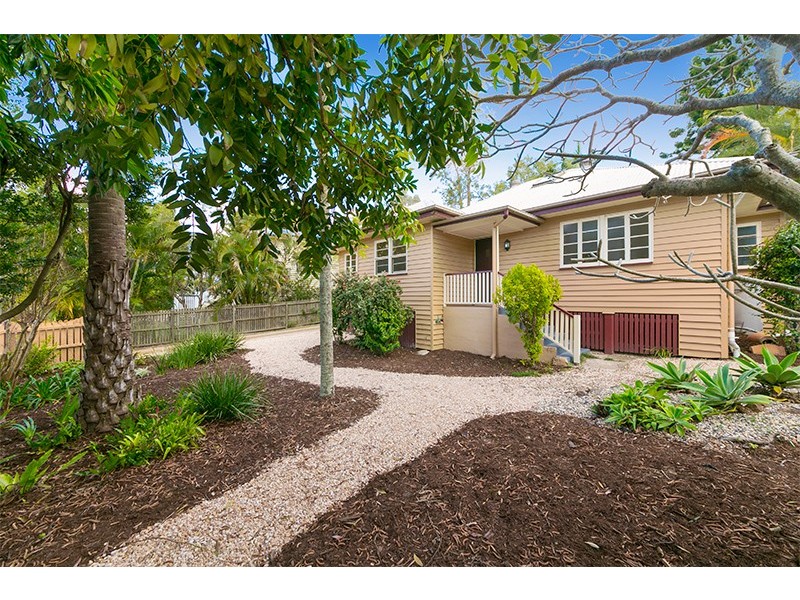 54 Menin Road, Corinda QLD 4075