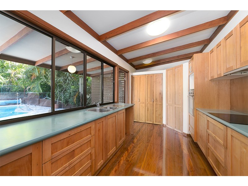 54 Menin Road, Corinda QLD 4075