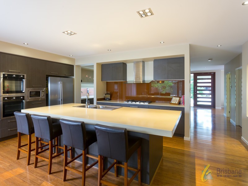 1 Lacebark Court, Bellbowrie QLD 4070