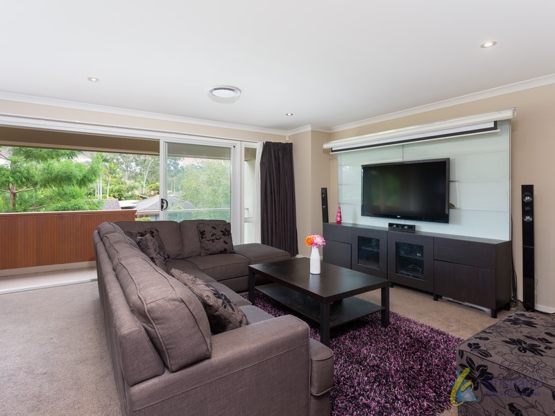 1 Lacebark Court, Bellbowrie QLD 4070