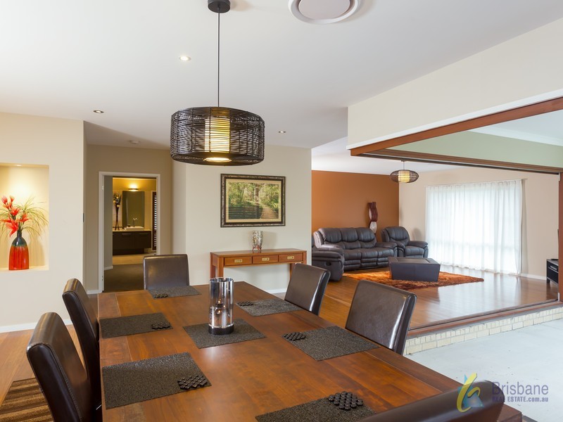 1 Lacebark Court, Bellbowrie QLD 4070