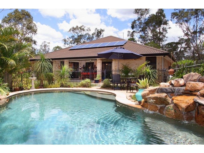 12 Yarula Close, Karana Downs QLD 4306