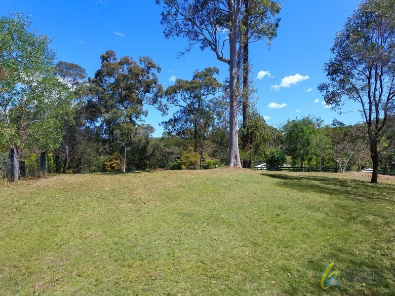 117 Red Cedar Road, Pullenvale QLD 4069