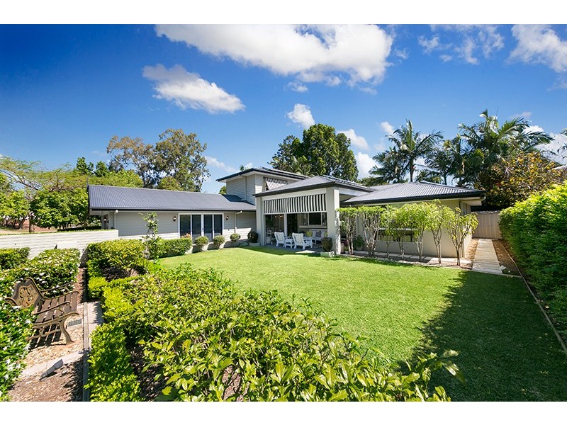 6 Donatello Street, Fig Tree Pocket QLD 4069