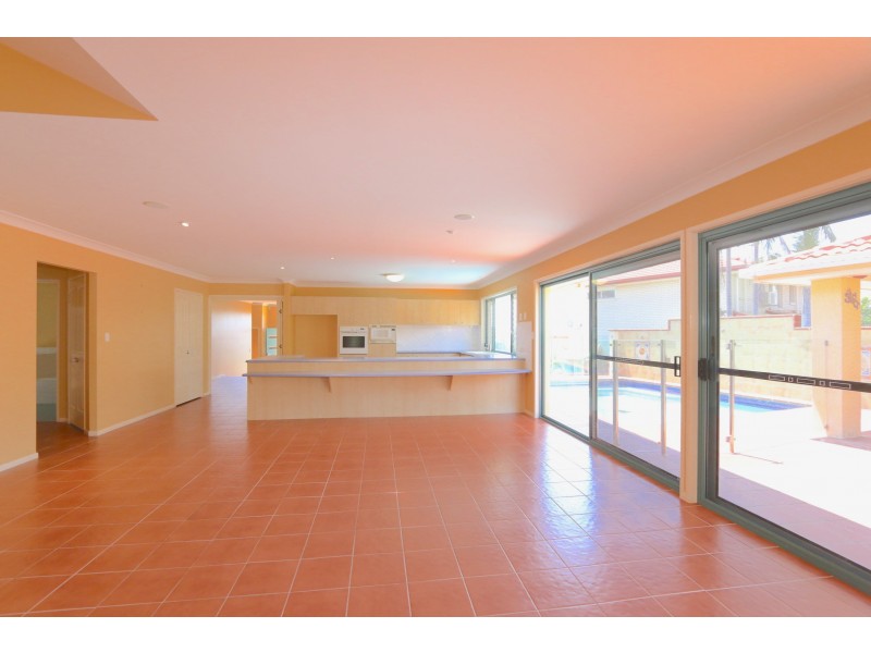 27 Apanie Street, Middle Park QLD 4074