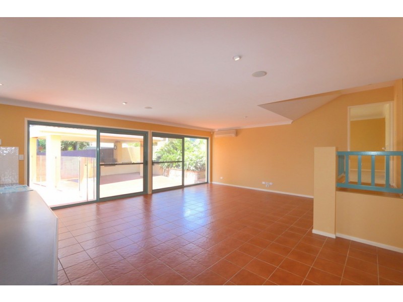 27 Apanie Street, Middle Park QLD 4074