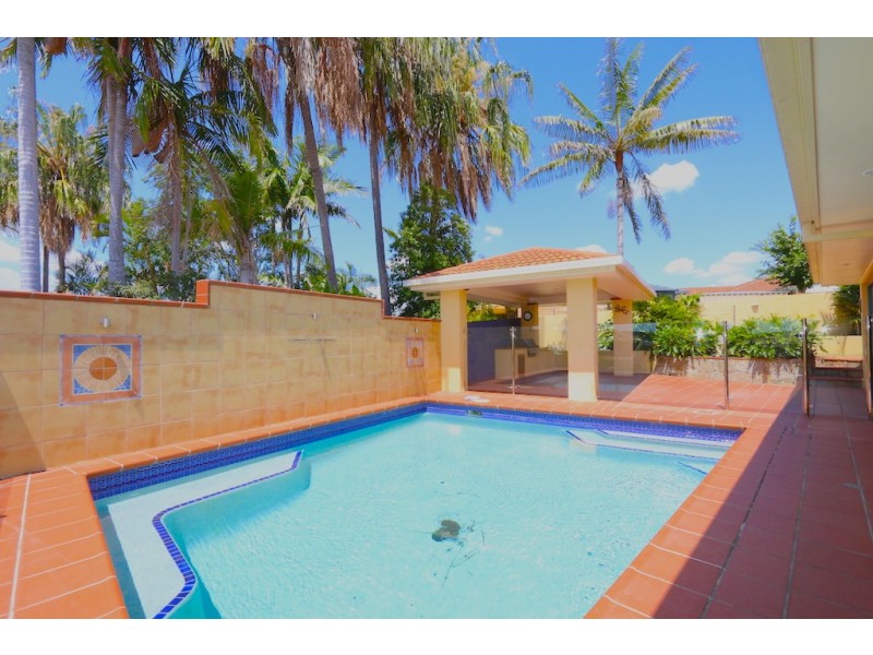 27 Apanie Street, Middle Park QLD 4074