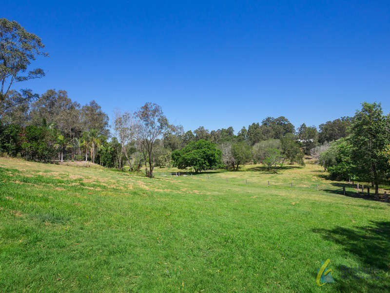 66 O’Brien Road, Pullenvale QLD 4069