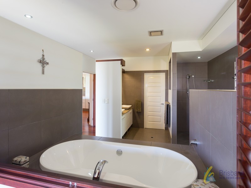 75 Olivia Place, Pullenvale QLD 4069