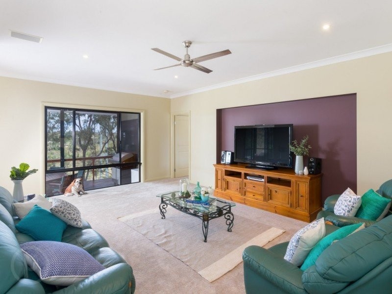24 Solander Court, Karana Downs QLD 4306