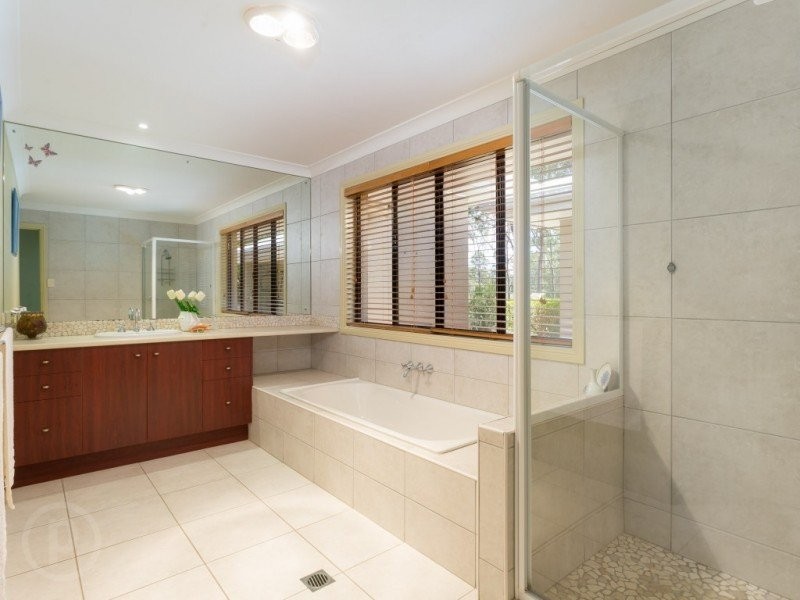 24 Solander Court, Karana Downs QLD 4306