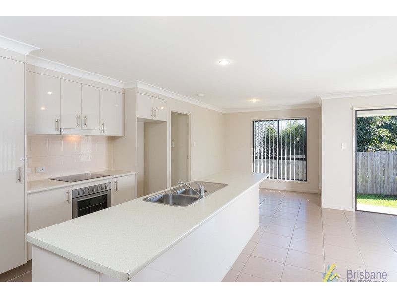20 Oak Leaf Street, Springfield Lakes QLD 4300