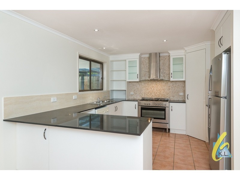 4 Wandoo Court, Karana Downs QLD 4306