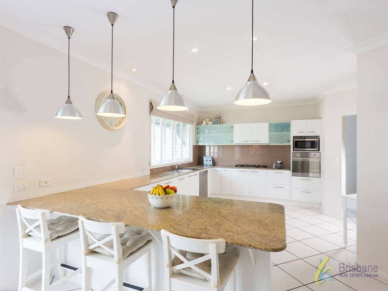 174 Verney Road East, Graceville QLD 4075