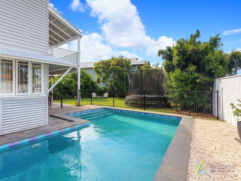 174 Verney Road East, Graceville QLD 4075