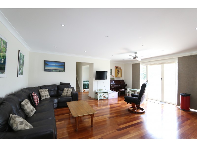 43 Gordon Tce, Indooroopilly QLD 4068