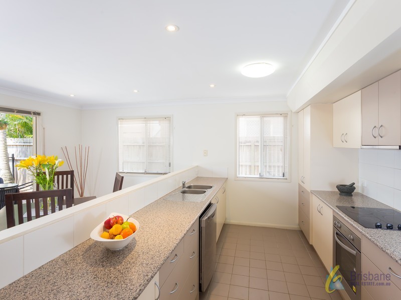 116 Graceville Avenue, Graceville QLD 4075