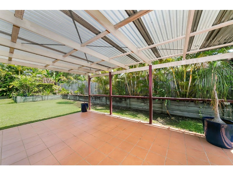 4 Abelia Court, Camira QLD 4300
