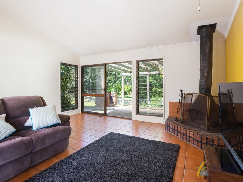 1070 Moggill Road, Kenmore QLD 4069