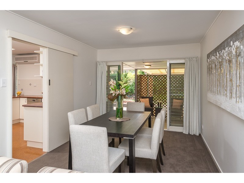 9 Canongate Street, Kenmore QLD 4069