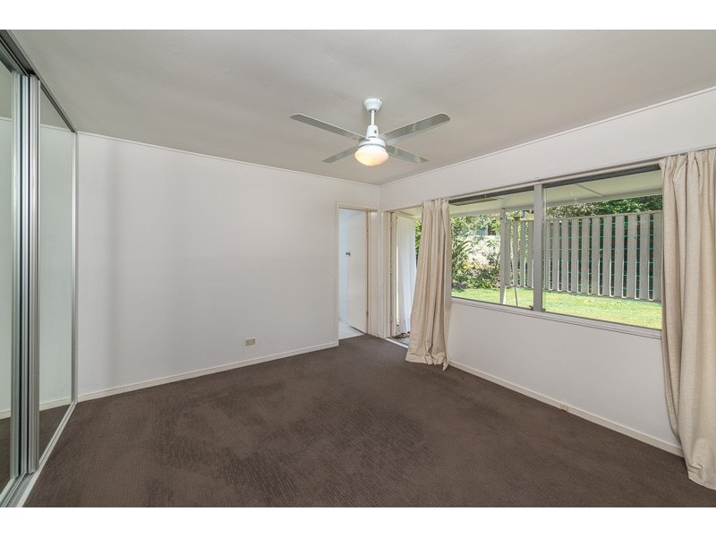 9 Canongate Street, Kenmore QLD 4069