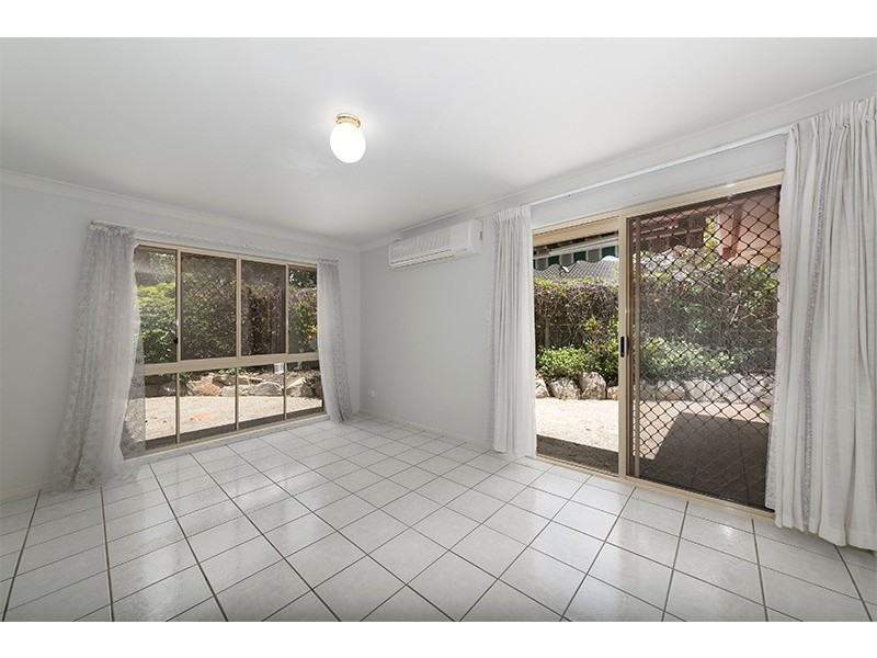 15 Forfar St, Seventeen Mile Rocks QLD 4073