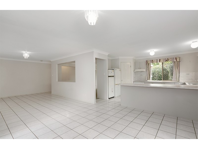 15 Forfar St, Seventeen Mile Rocks QLD 4073