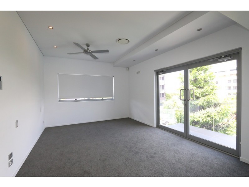 2/69 Kingsholme Street, Teneriffe QLD 4005