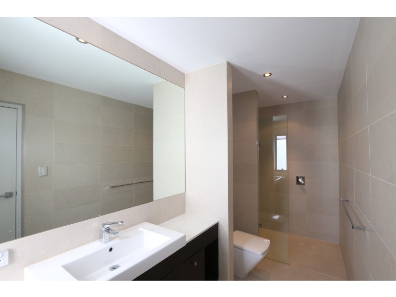 2/69 Kingsholme Street, Teneriffe QLD 4005