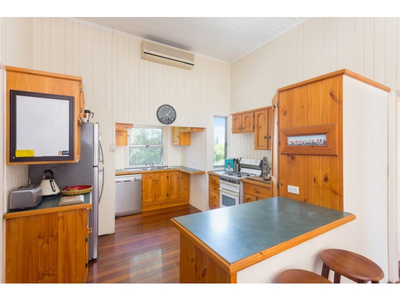 854 Oxley Road, Corinda QLD 4075