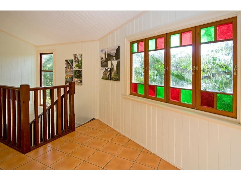 6 Oconnor street, Oxley QLD 4075