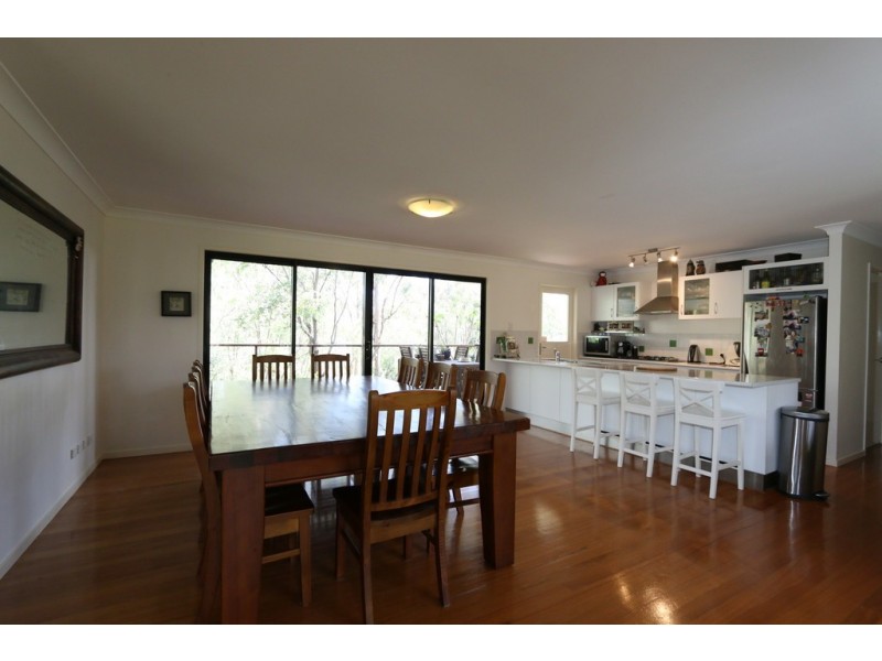 7 Oakmont Grove, Karana Downs QLD 4306