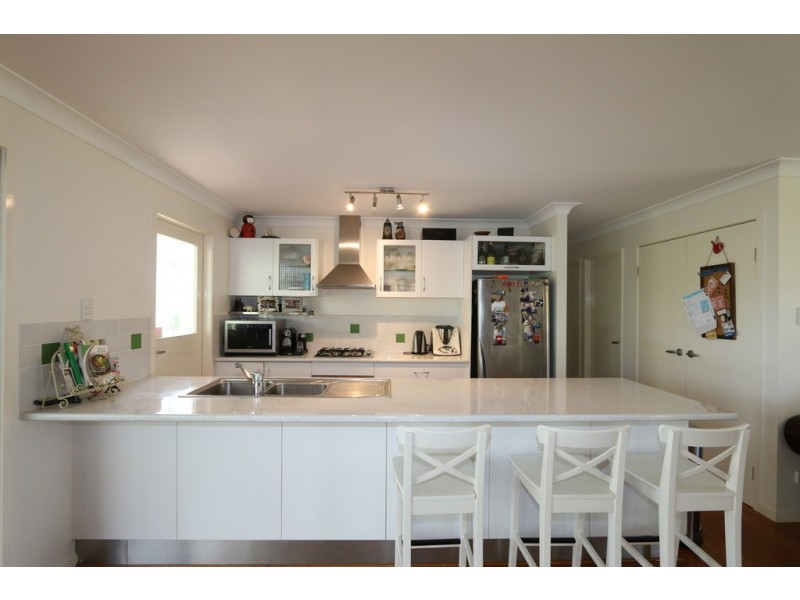 7 Oakmont Grove, Karana Downs QLD 4306
