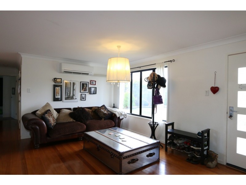 7 Oakmont Grove, Karana Downs QLD 4306
