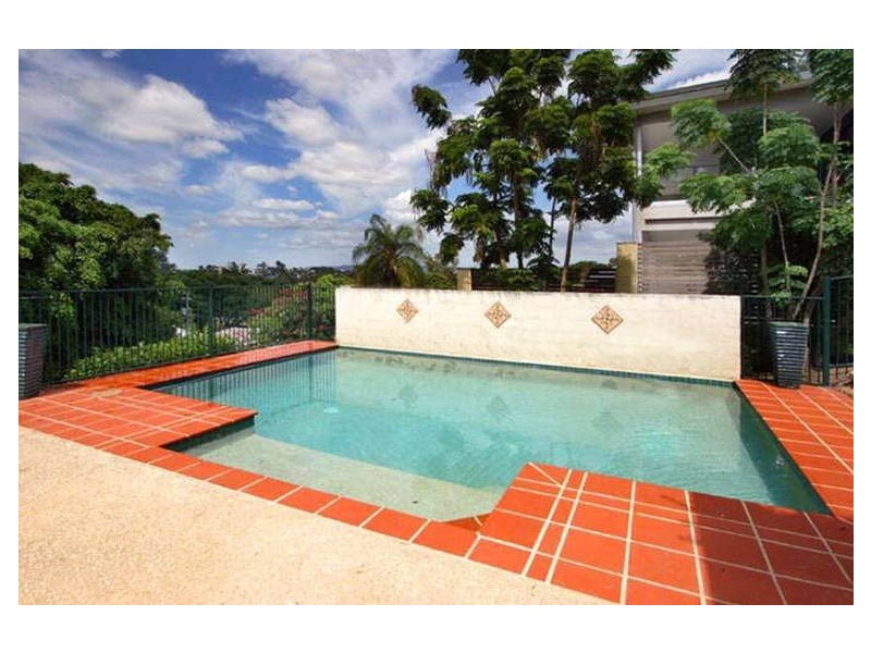 4 Comus Avenue, Ascot QLD 4007