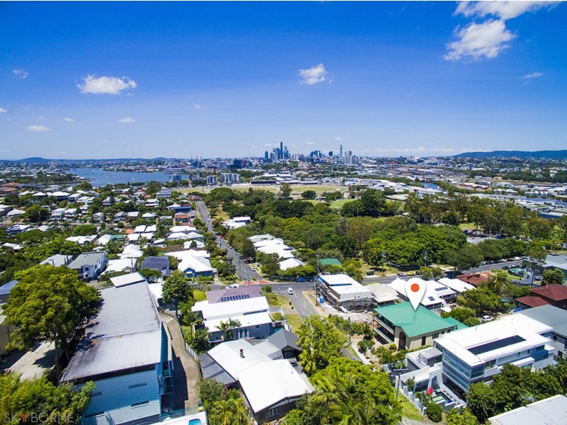 4 Comus Avenue, Ascot QLD 4007