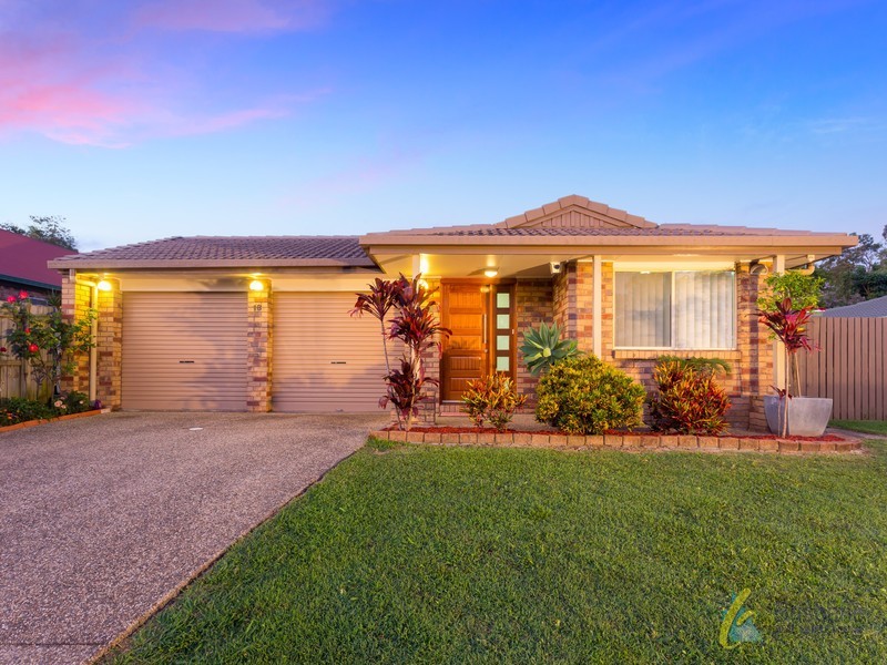 18 Cook St, Forest Lake QLD 4078