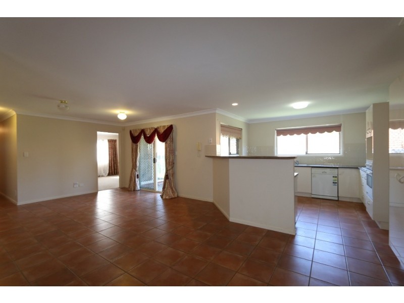 3 Glen Court, Kenmore QLD 4069