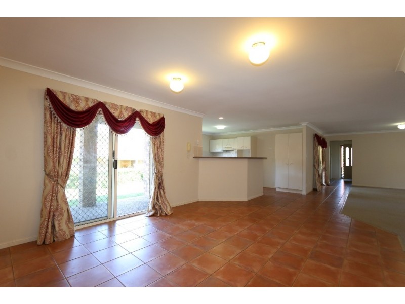 3 Glen Court, Kenmore QLD 4069