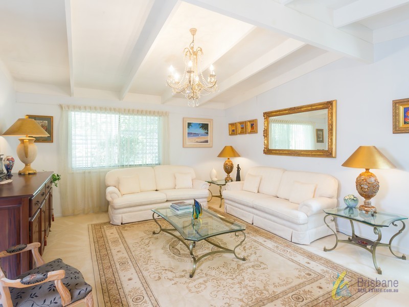 50 Carlyle Street, Seventeen Mile Rocks QLD 4073