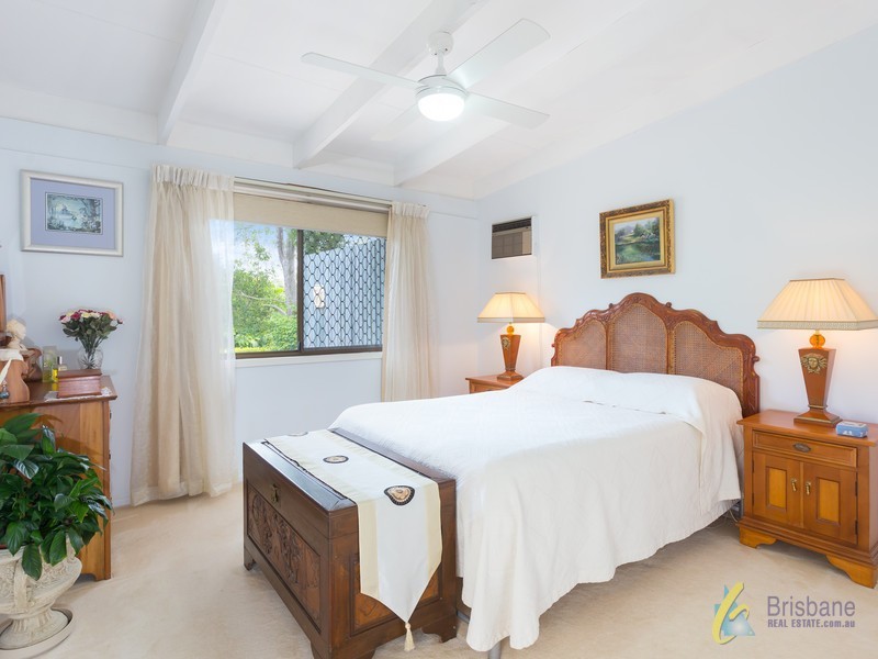 50 Carlyle Street, Seventeen Mile Rocks QLD 4073