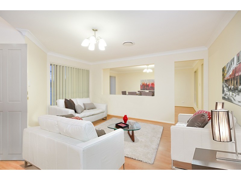 37 Margaret Court, Kenmore QLD 4069